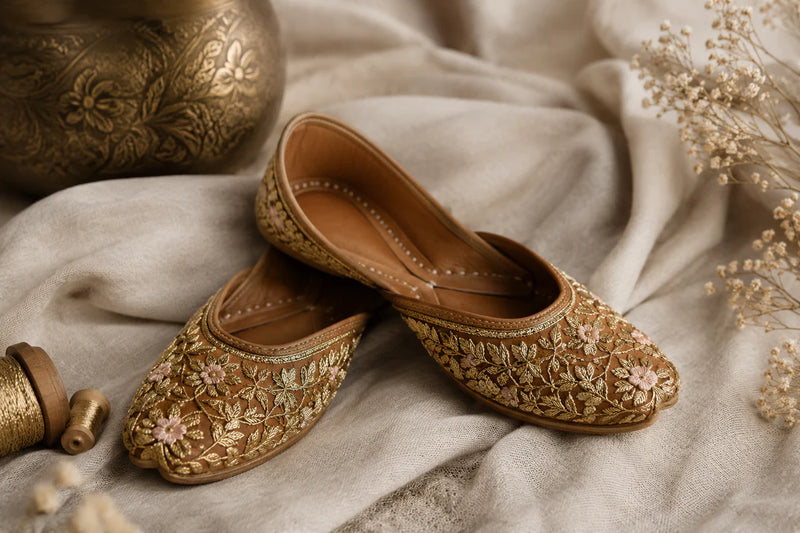 Styling Juttis: Ethnic to Western