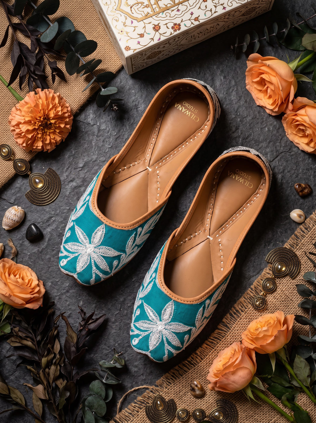 Turquoise Black & White Floral Tilla Jutti