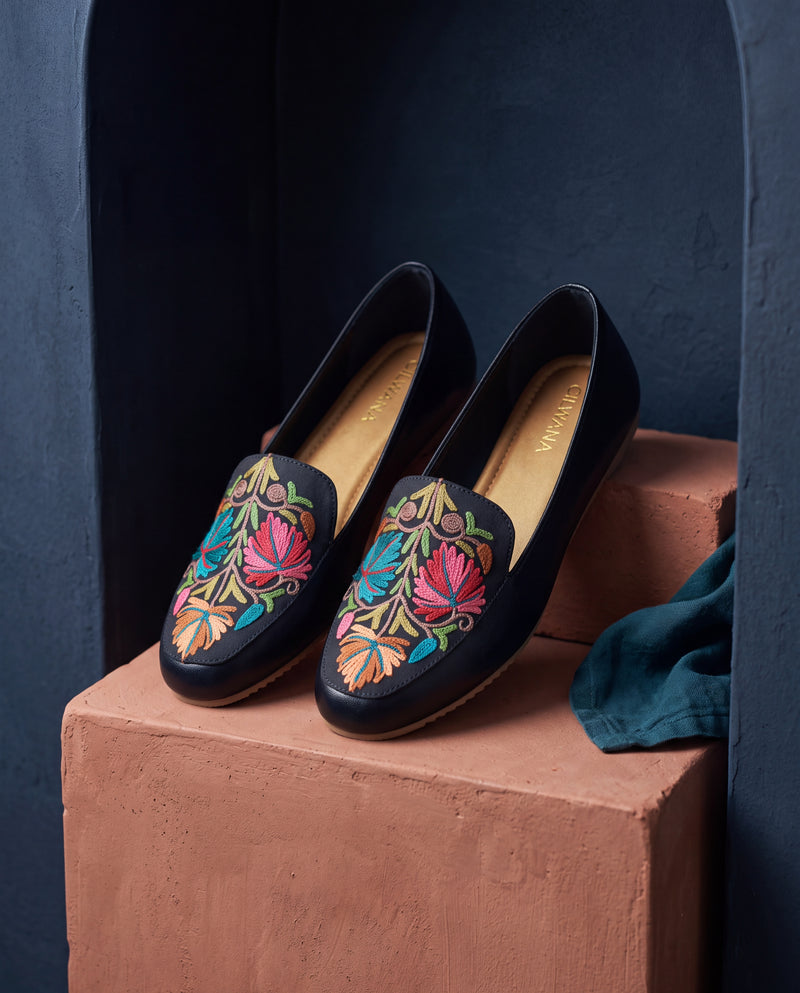 Black Multi Chinar Aari Shoes — product detail