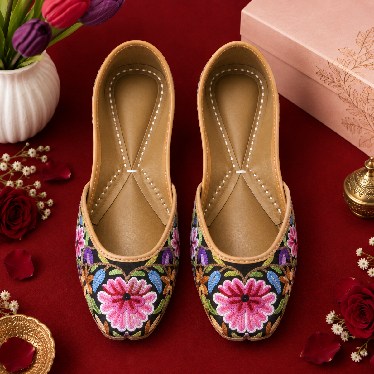 Pink Floral Aari Jutti