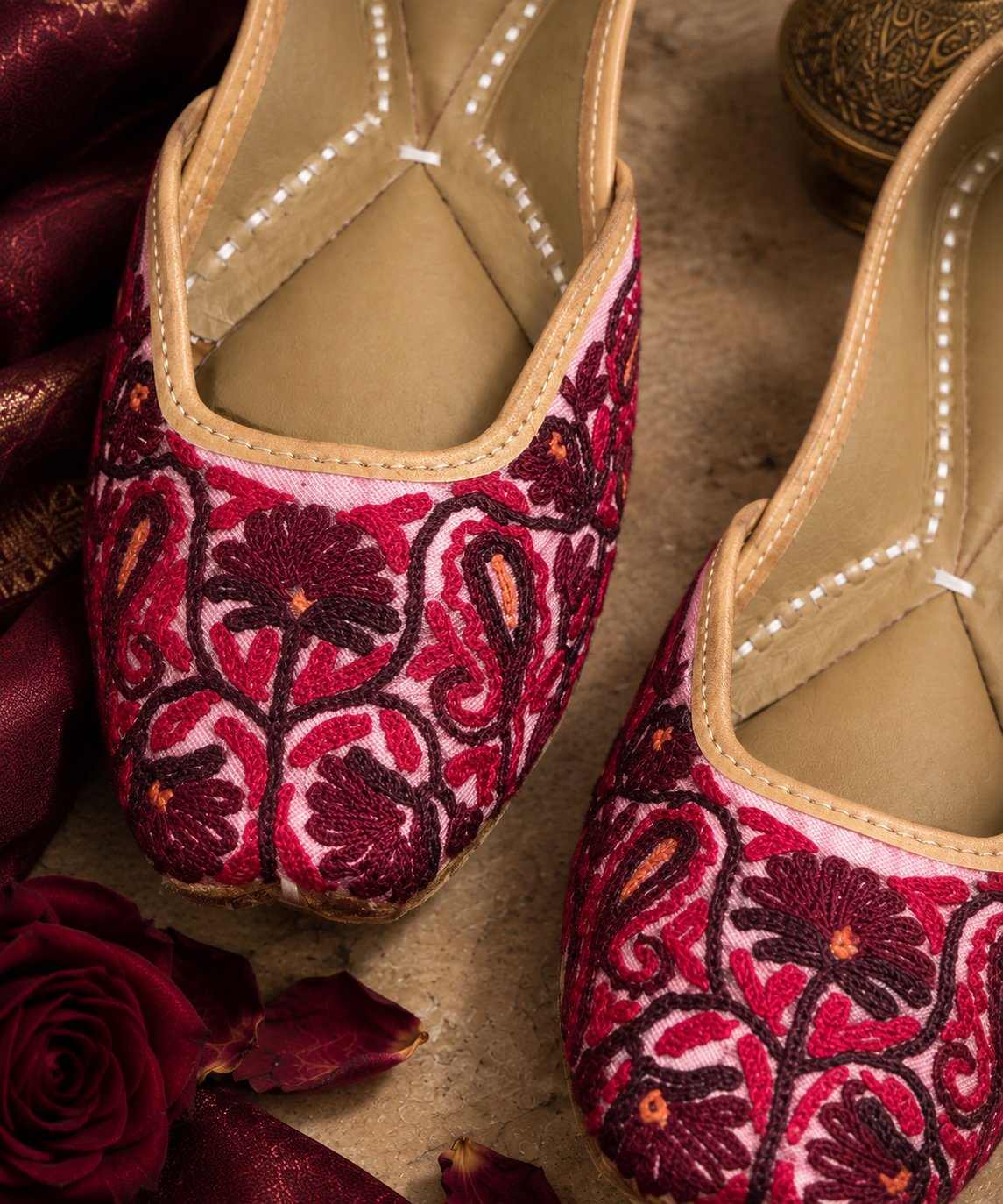 Maroon Floral  Aari jutti