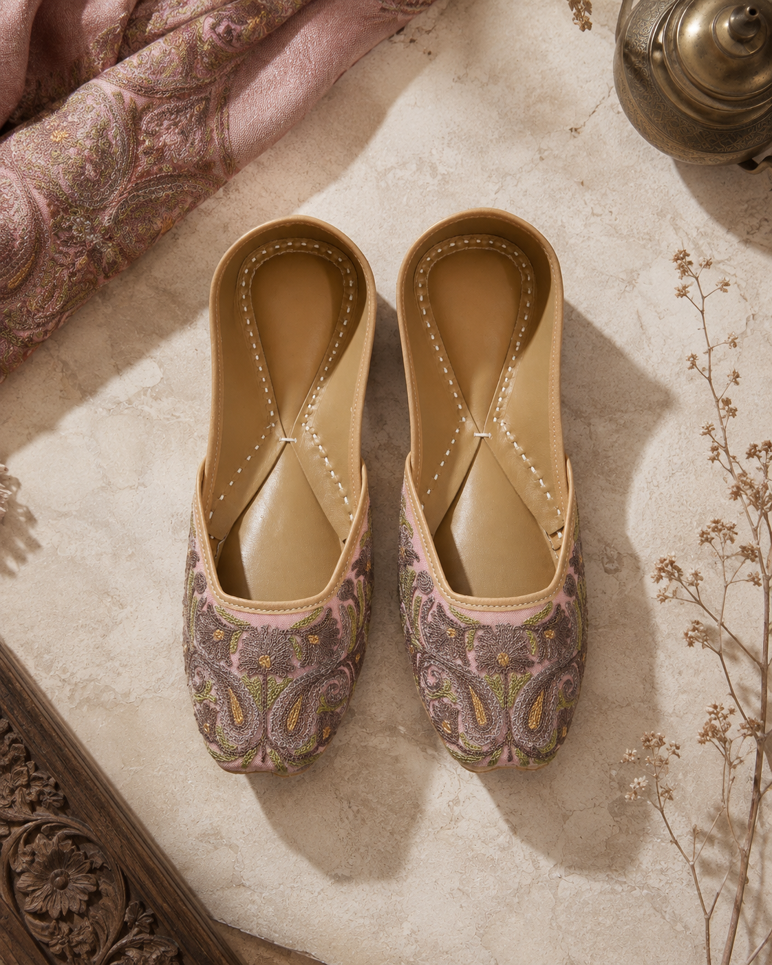 Kashmiri Baby Pink Maroon Aari Jutti